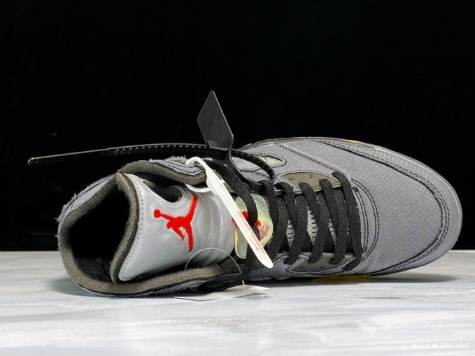 Black Air Jordan Off-White x 5 CT8480-001 0825